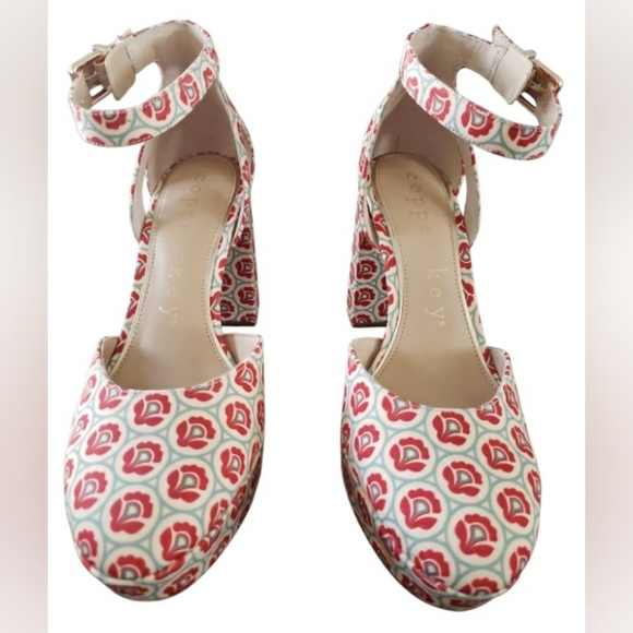 New Rockabilly 9 Pinup Baddie Sexy Retro Flower Power Platform Ankle Strap Shoe - Picture 4 of 7